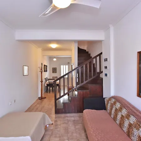 Artjan Apartment's N Potidaia